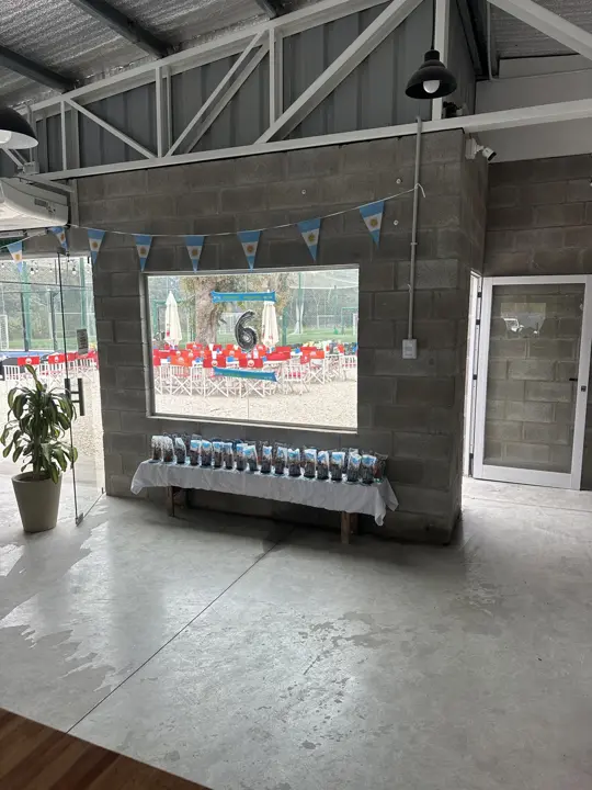 Decoración de cumpleaños en el salón