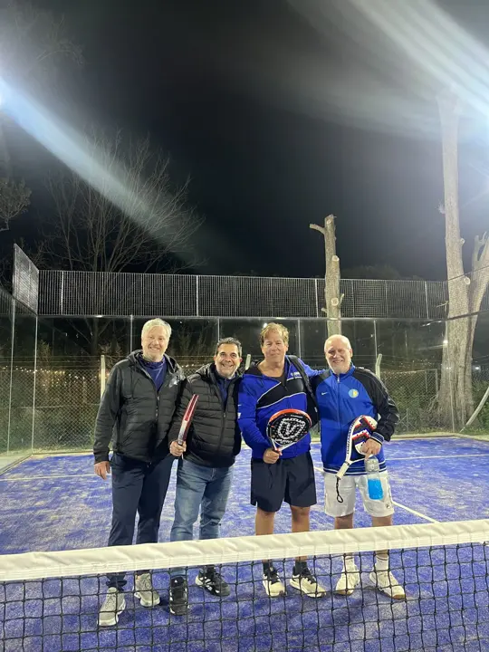 Equipo masculino de la liga de pádel